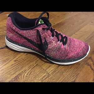 Nike Flyknit Lunar 3